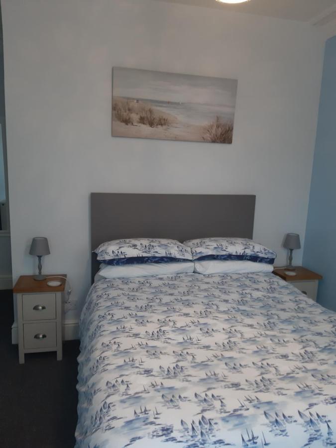 South Rising Guest House Poole Dış mekan fotoğraf