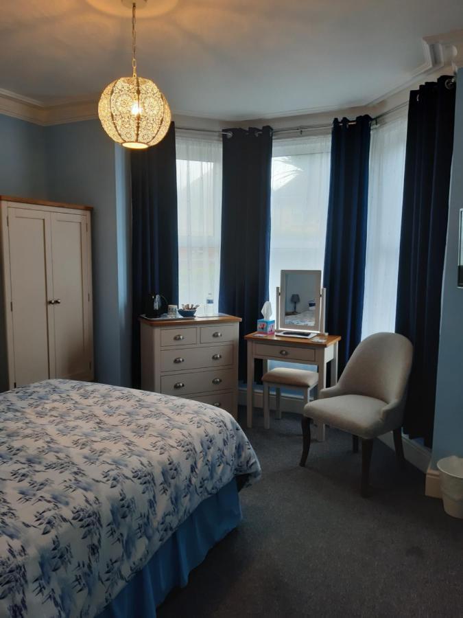 South Rising Guest House Poole Dış mekan fotoğraf